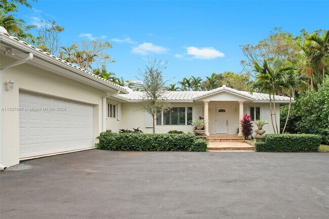 Building Photo - 247 Bal Bay Dr