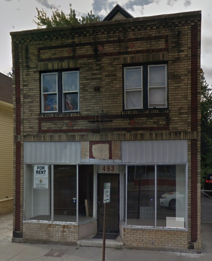 Primary Photo - 493 Lyell Ave