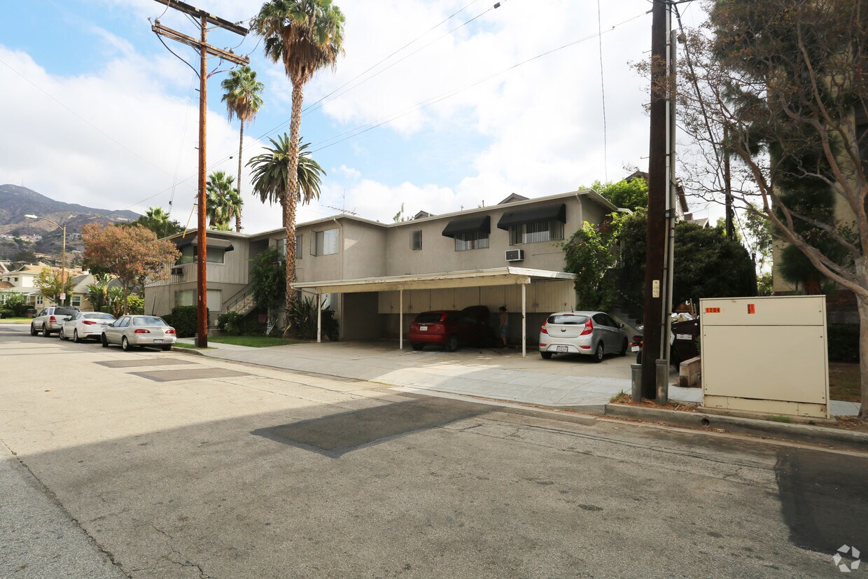 Foto del edificio - 1218 Valley View Rd