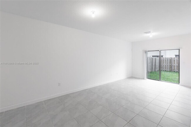 Foto del edificio - 13405 SW 287th St