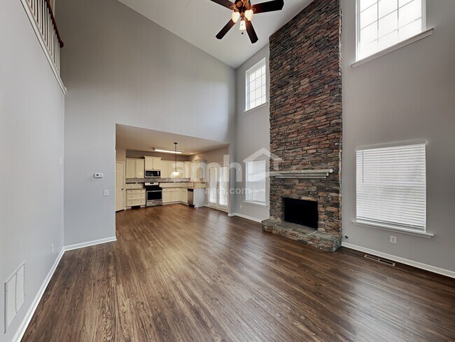 Foto del edificio - 633 Lincolnwood Ln