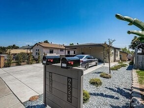 Building Photo - 4235 Pepper Dr