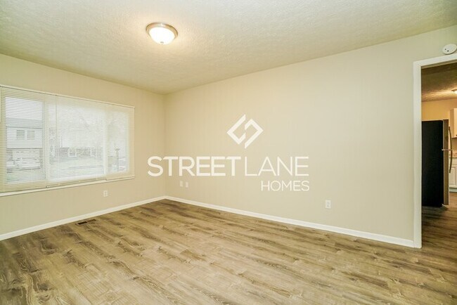 Building Photo - Charming 3 Bedroom in Columbus!