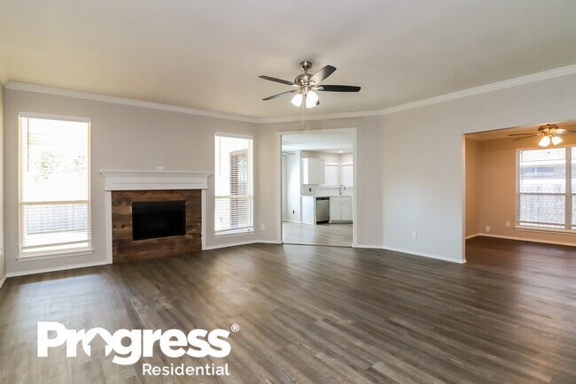 Building Photo - 567 Tanglewood Dr