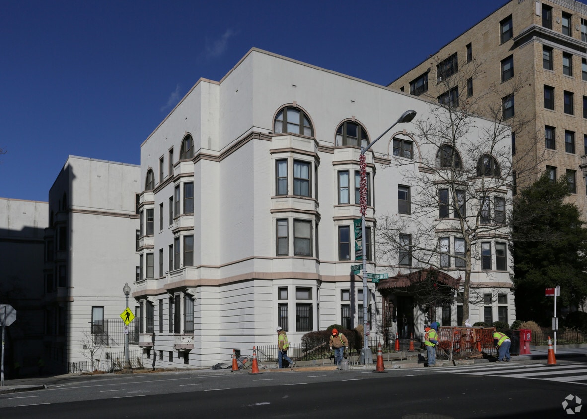 Primary Photo - 1669 Columbia Rd NW