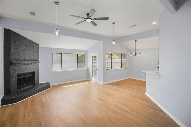 Foto del edificio - 400 Kalmia Dr