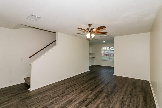 Building Photo - 21407 Somerset Park Ln