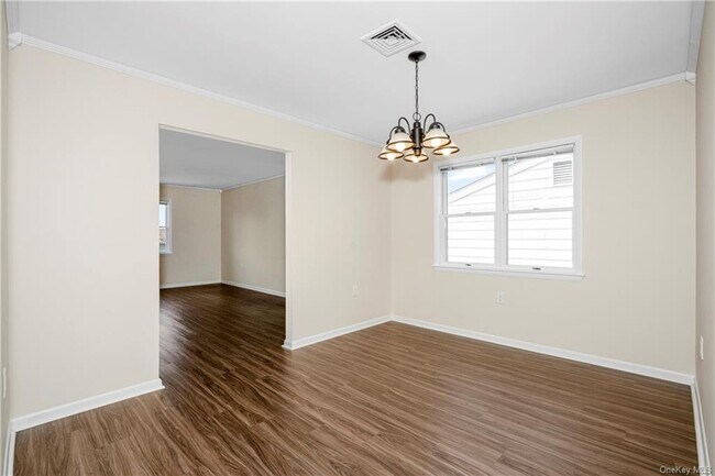 Foto del edificio - 160 Lakeview Ave