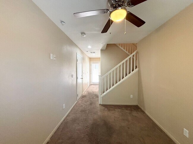 Foto del edificio - 4753 Newby Hall Ct