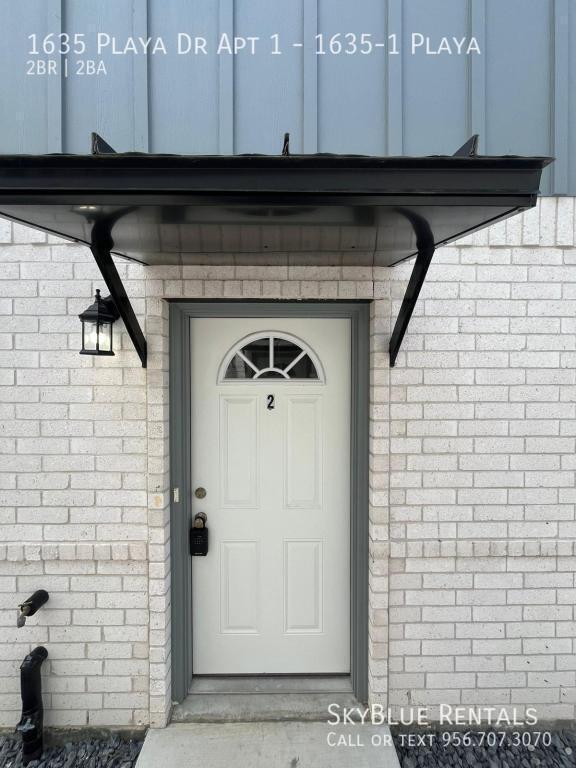 Foto del edificio - 1635 Playa Dr