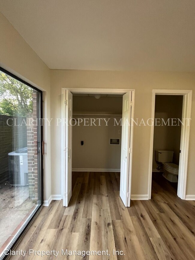 Building Photo - 2 br, 1.5 bath House - 908 Valley Head Rd NW