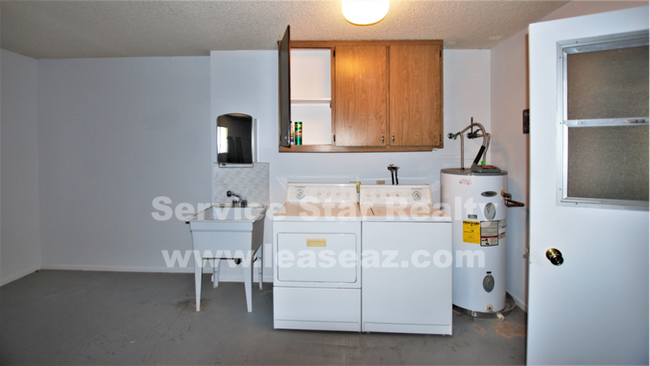 Building Photo - 17230 N Palo Verde Dr