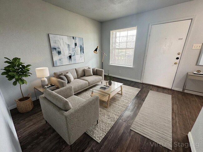 Foto del edificio - 1405 N Gray St