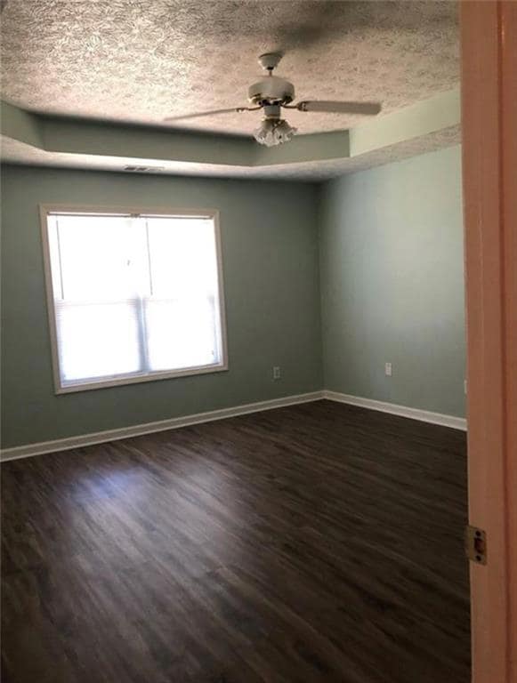 Building Photo - 306 Pebblestone Dr