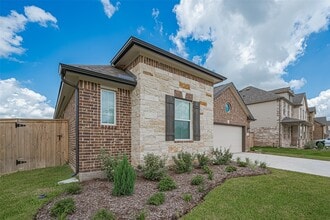 Building Photo - 2627 Clapbread Ln