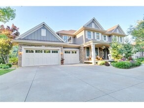 Building Photo - 10617 Sonoma Ridge