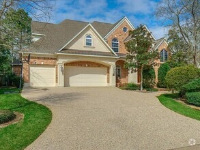 Building Photo - 127 E Bracebridge Cir
