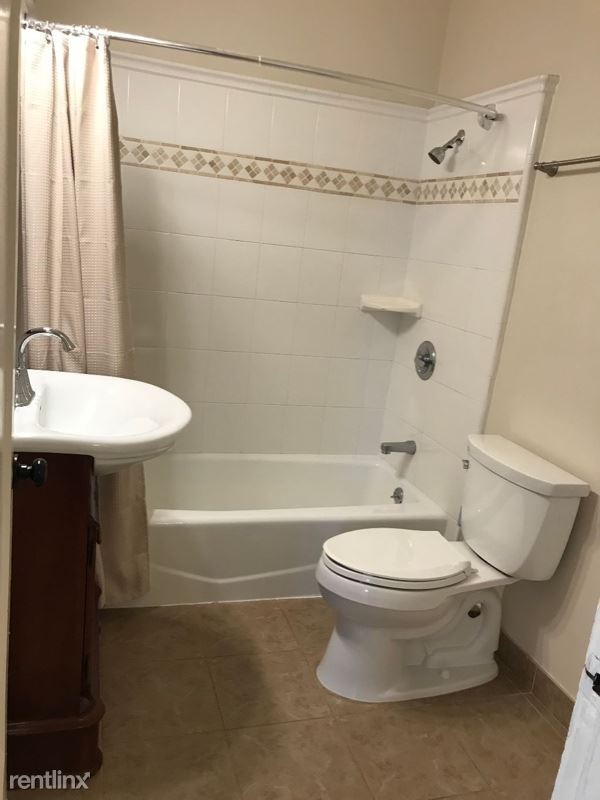 Foto del edificio - 2 br, 1 bath Apartment - 16 Linda Avenue