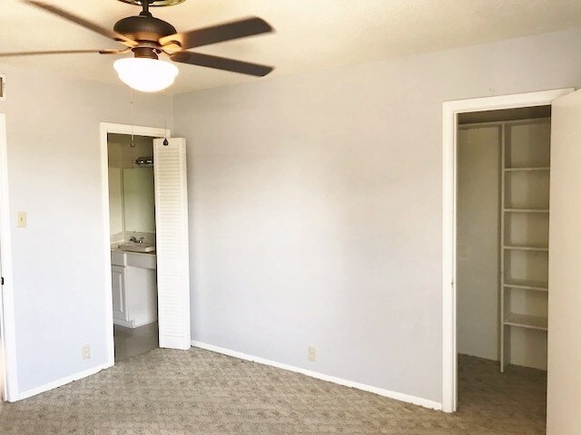 Building Photo - 2509 Giuffrias Ave