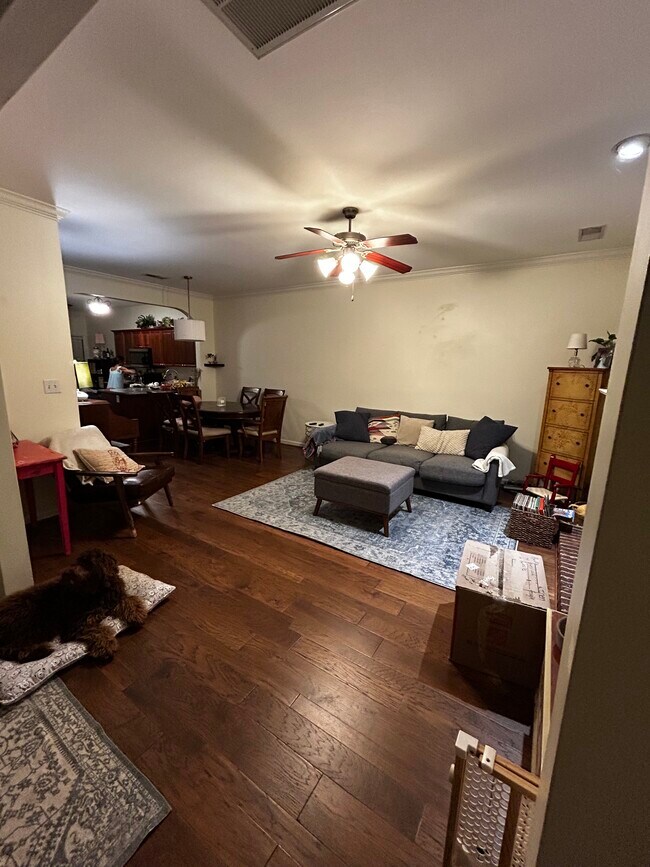 Foto del edificio - 4300 Ashwood Cove