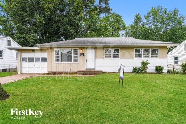 Building Photo - 665 Mark Twain Dr