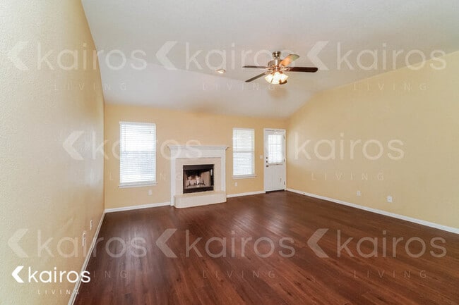Building Photo - 404 Ali Dr