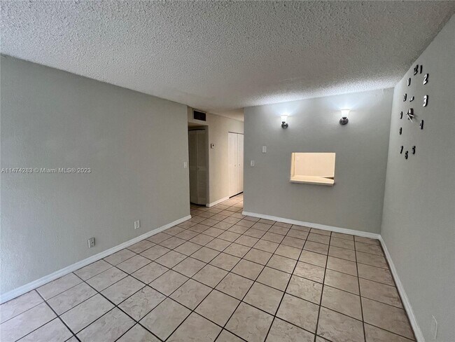 Foto del edificio - 4550 NW 9th St