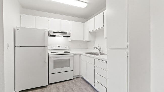 Building Photo - Nestor Regency