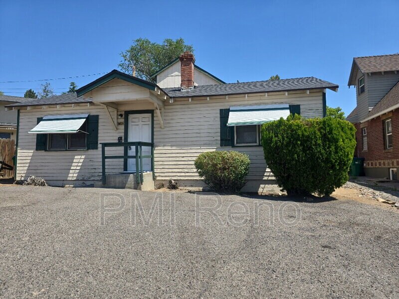Foto principal - 1340 N Sierra St