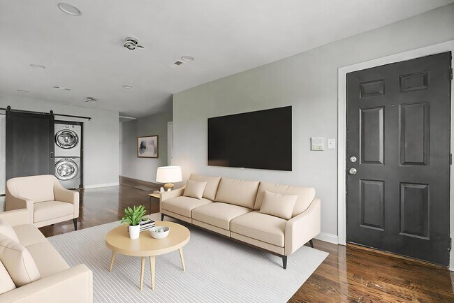 Foto del edificio - 6540 S Maryland Ave