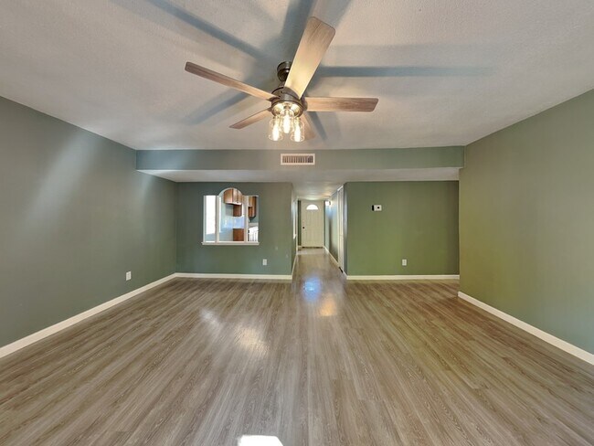 Building Photo - 314 Nickens Rd