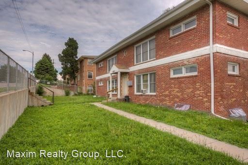 Building Photo - 4821 Ames Ave