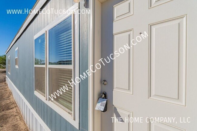 Building Photo - Charming 4-Bedroom Mobile Home on Spacious...