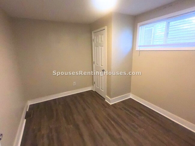 Building Photo - 3608 N Kenwood Ave