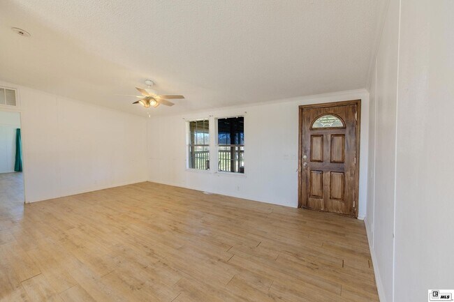 Foto del edificio - 205 Par Rd 2226