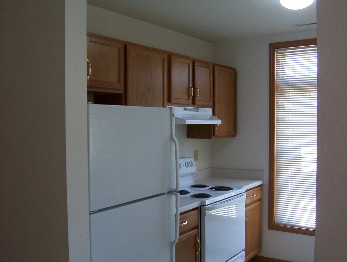 Primary Photo - 2616 Stange Rd