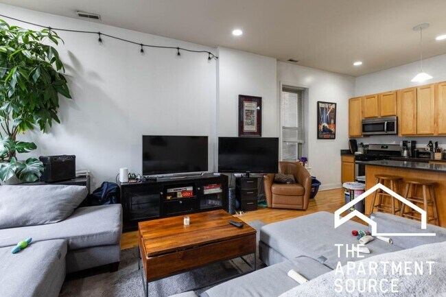 Building Photo - 2 bedroom in Chicago IL 60614