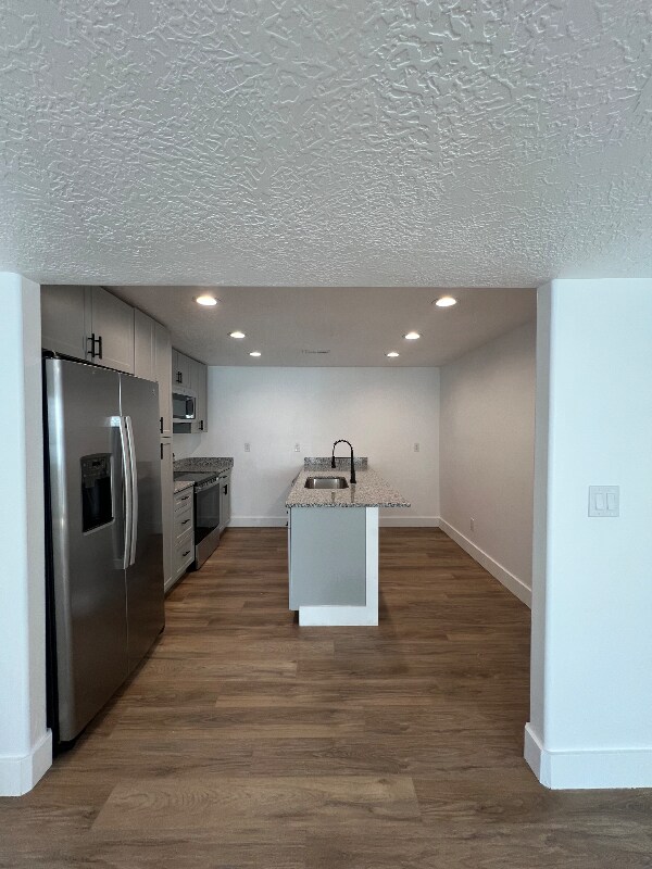 Building Photo - 3038 Red Fox Dr