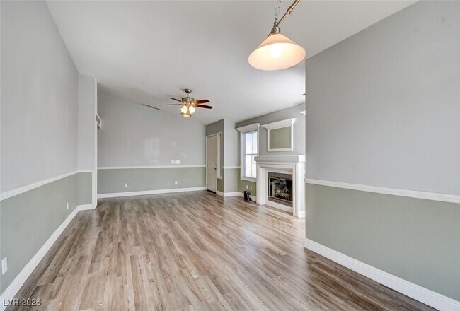 Foto del edificio - 7221 Single Pine Dr