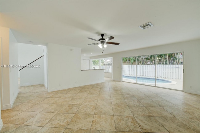 Foto del edificio - 1127 SW 104th Way