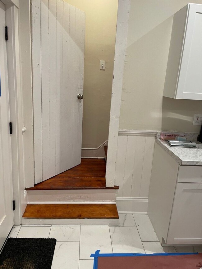 Foto del edificio - Beautifully  Renovated 2 bed 2 bath Home in Shelby Park!