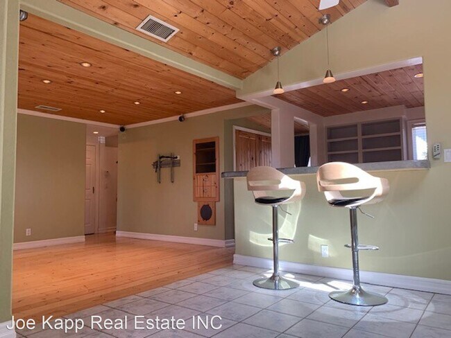 Building Photo - 2 br, 2 bath House - 339 W Oak View Ave