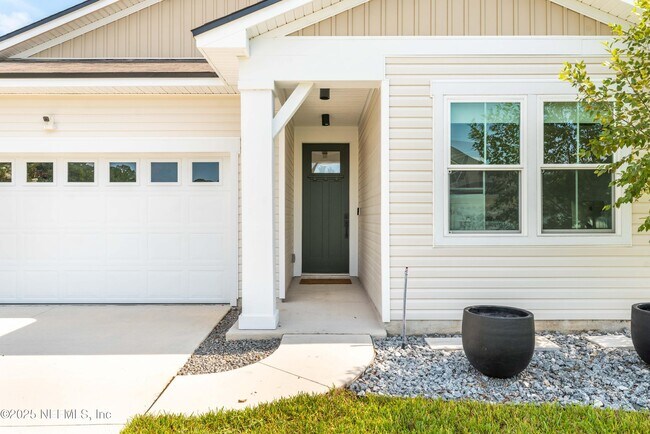 Foto del edificio - 4556 Pine Ridge Pkwy