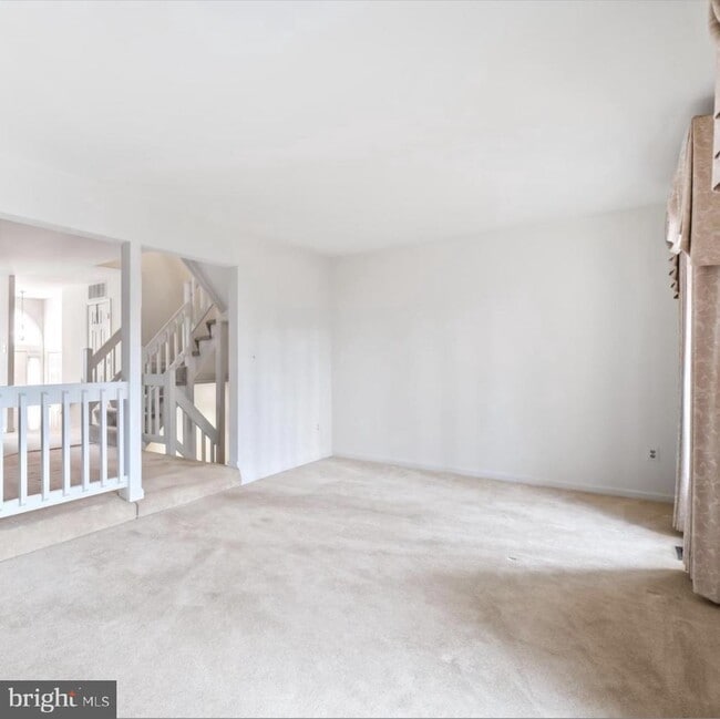 Foto del edificio - 6627 Westbury Oaks Ct