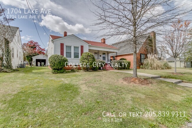 Photo - 1704 Lake Ave House