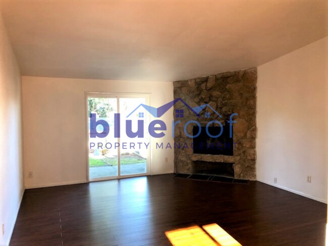 Building Photo - 12226 NE Rose Pkwy