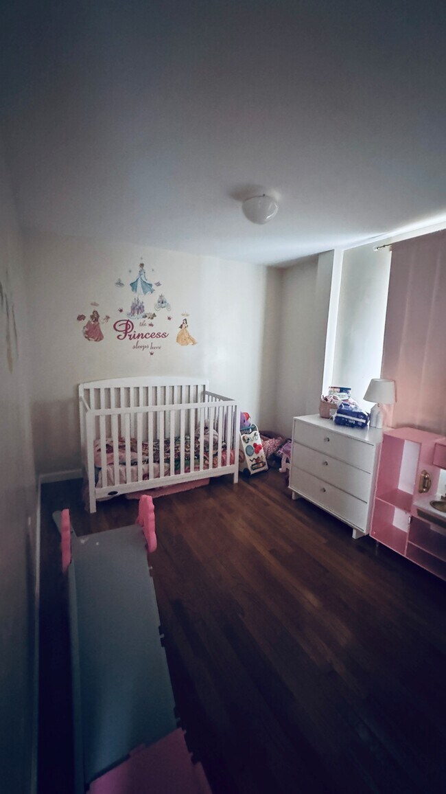 Segundo dormitorio - 6 Lowell St