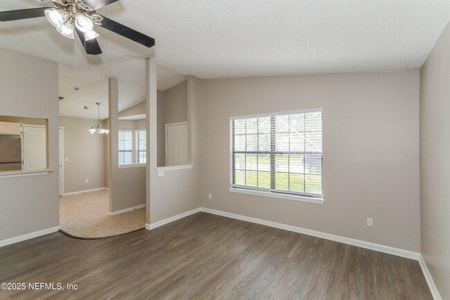 Building Photo - 7453 Amandas Crossing Dr N