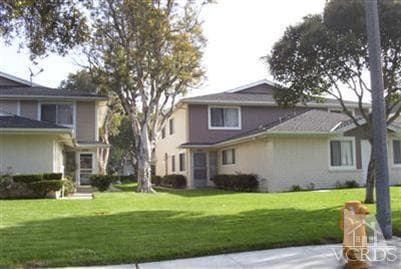 Primary Photo - 2612 Victoria Ave