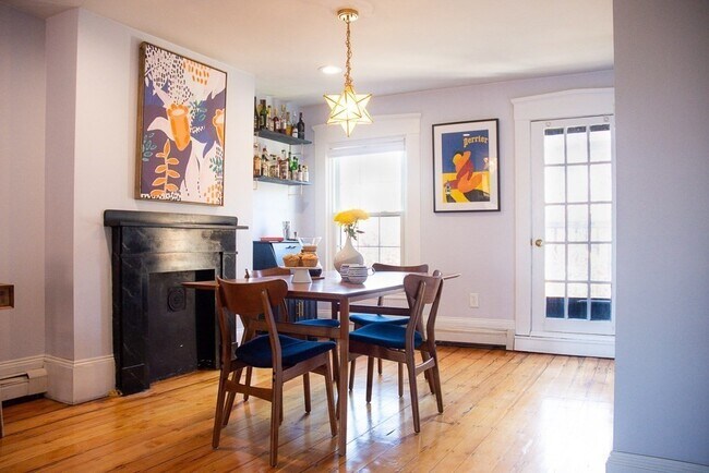 Building Photo - 46 Harvard St